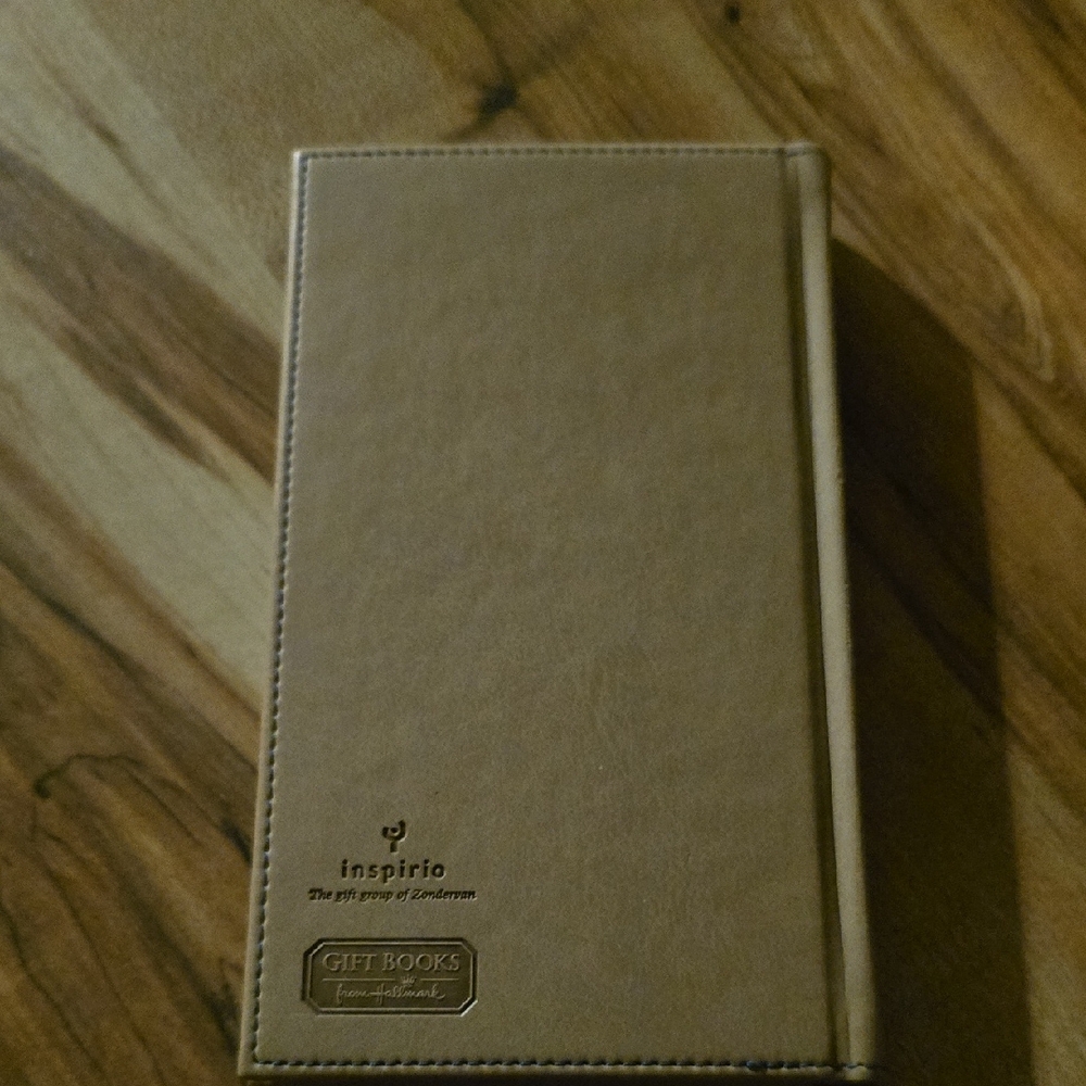 Footprints Scripture with Reflections Book - Picture 2 of 5